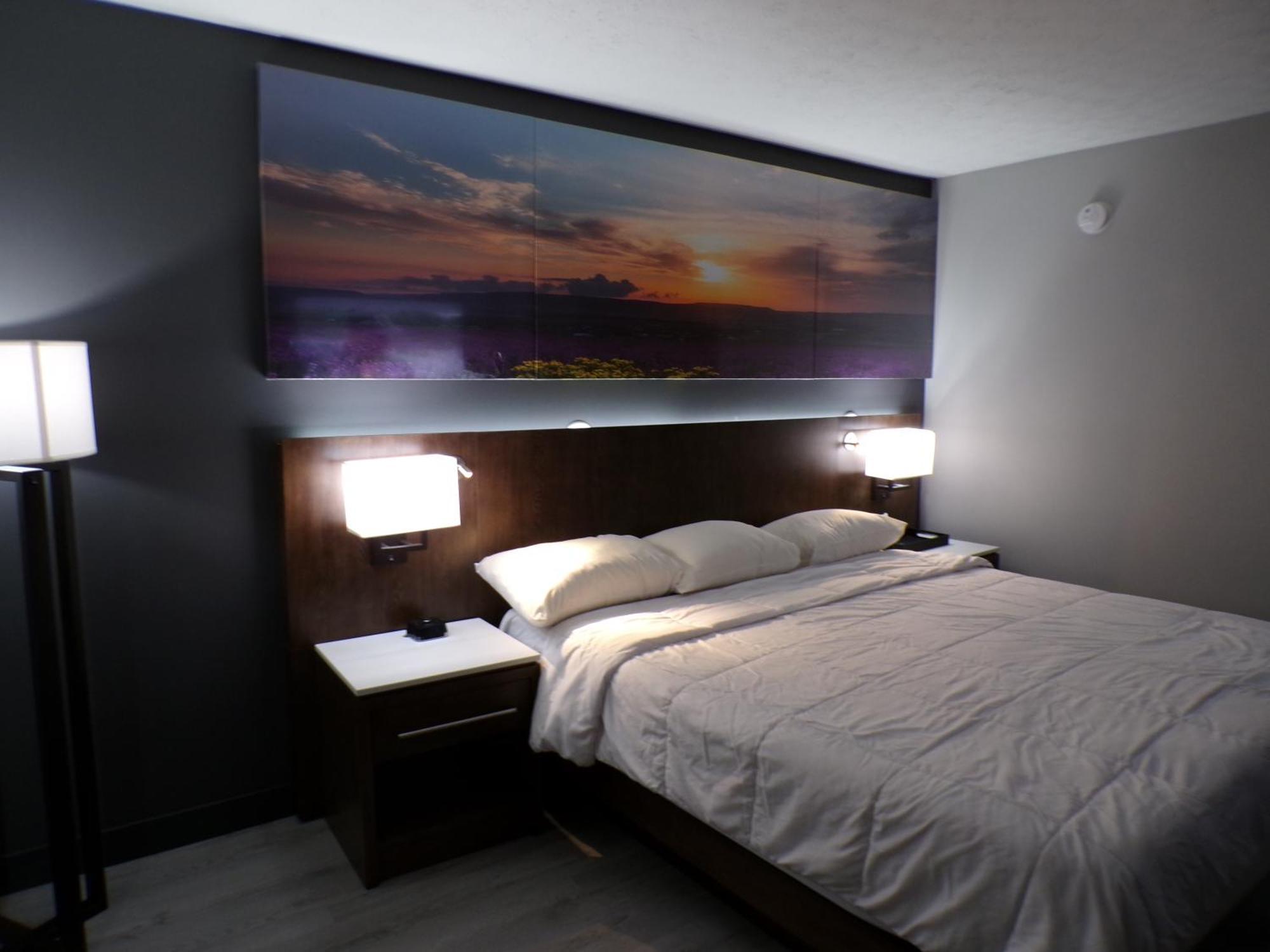 Luxor Inn & Suites, A Travelodge By Wyndham Elkins Zewnętrze zdjęcie